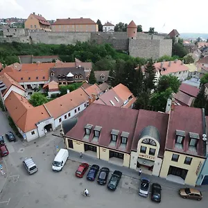 Hotel Minaret&etterem Eger